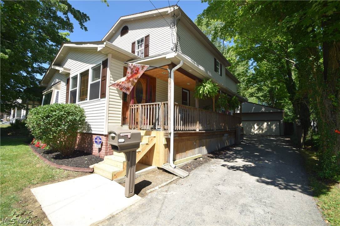 849 Beechwood Drive - Photo 1