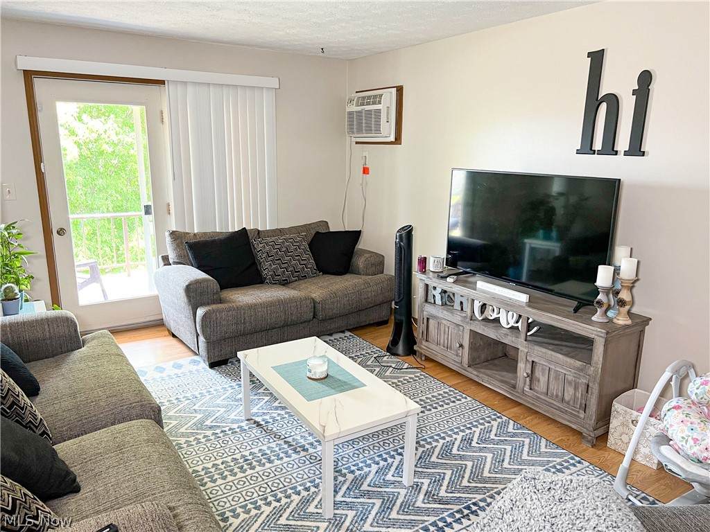 816 Pearson Circle - Photo 1