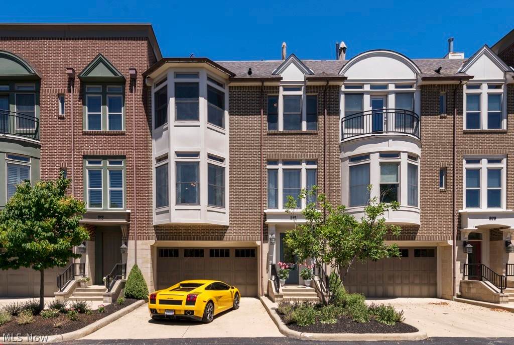 310 Halstead Lane - Photo 1