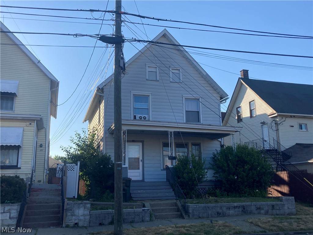 110 Clarendon Avenue - Photo 1