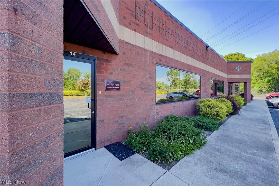30405 Solon Road - Photo 1