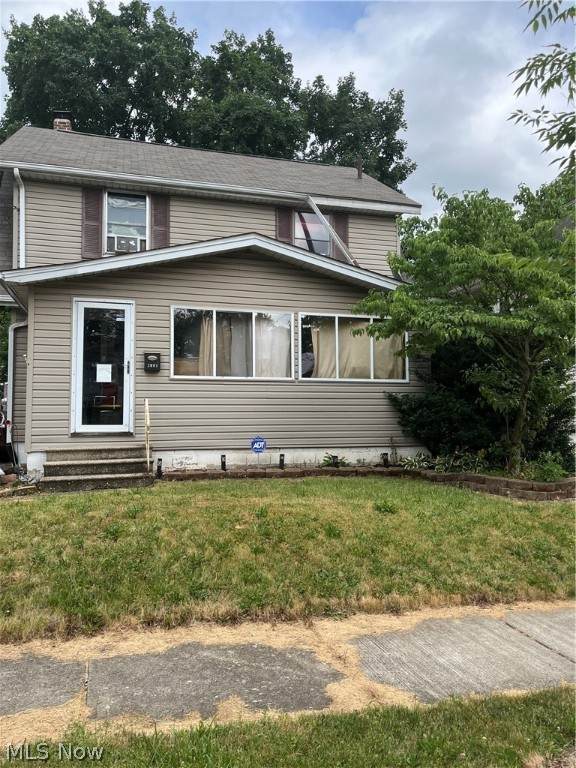 2061 18th Street - Photo 1