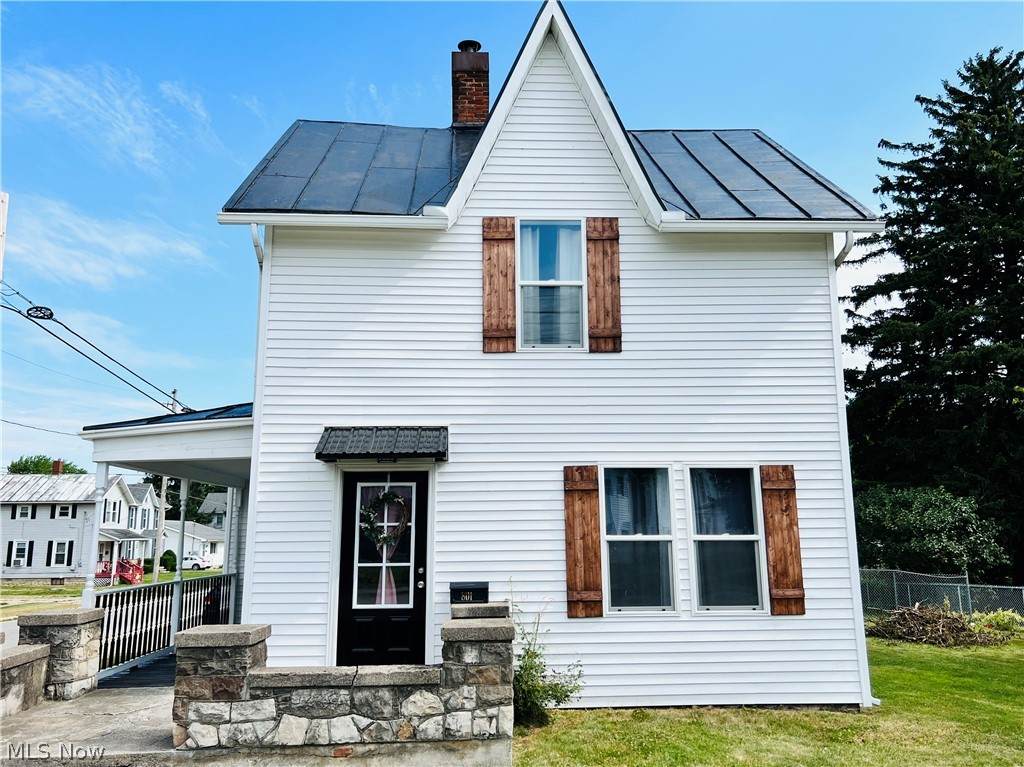 801 Main Street - Photo 1