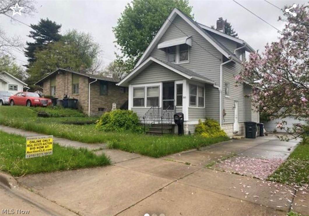 393 Celtic Street - Photo 1