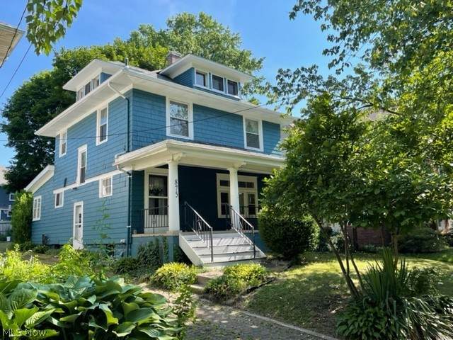 875 Bloomfield Avenue - Photo 1