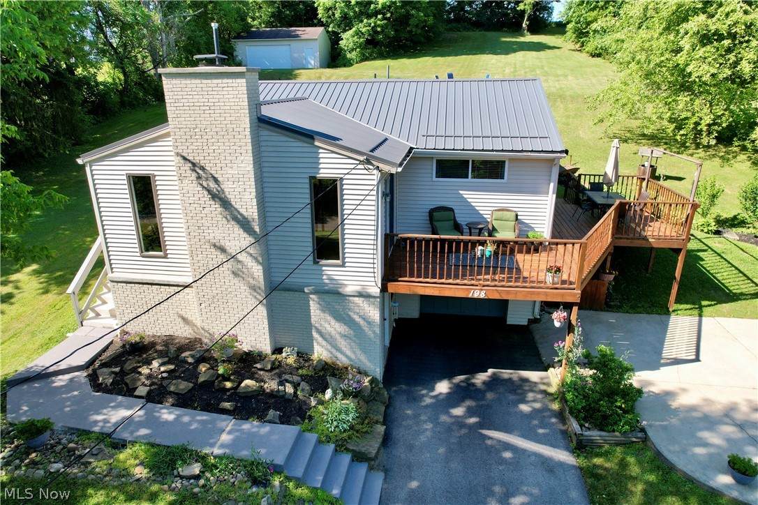 198 Crawford Avenue - Photo 1
