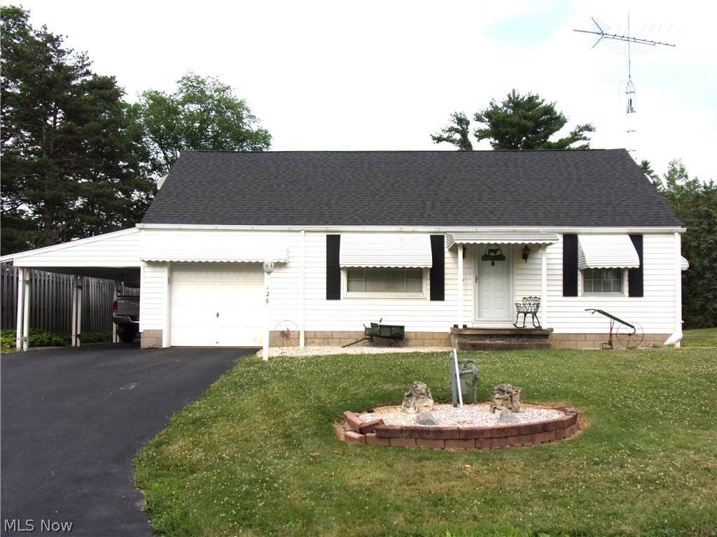 126 Glavera Avenue - Photo 1