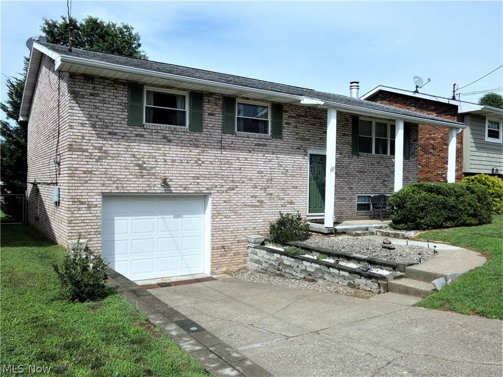 1215 21st Street - Photo 1