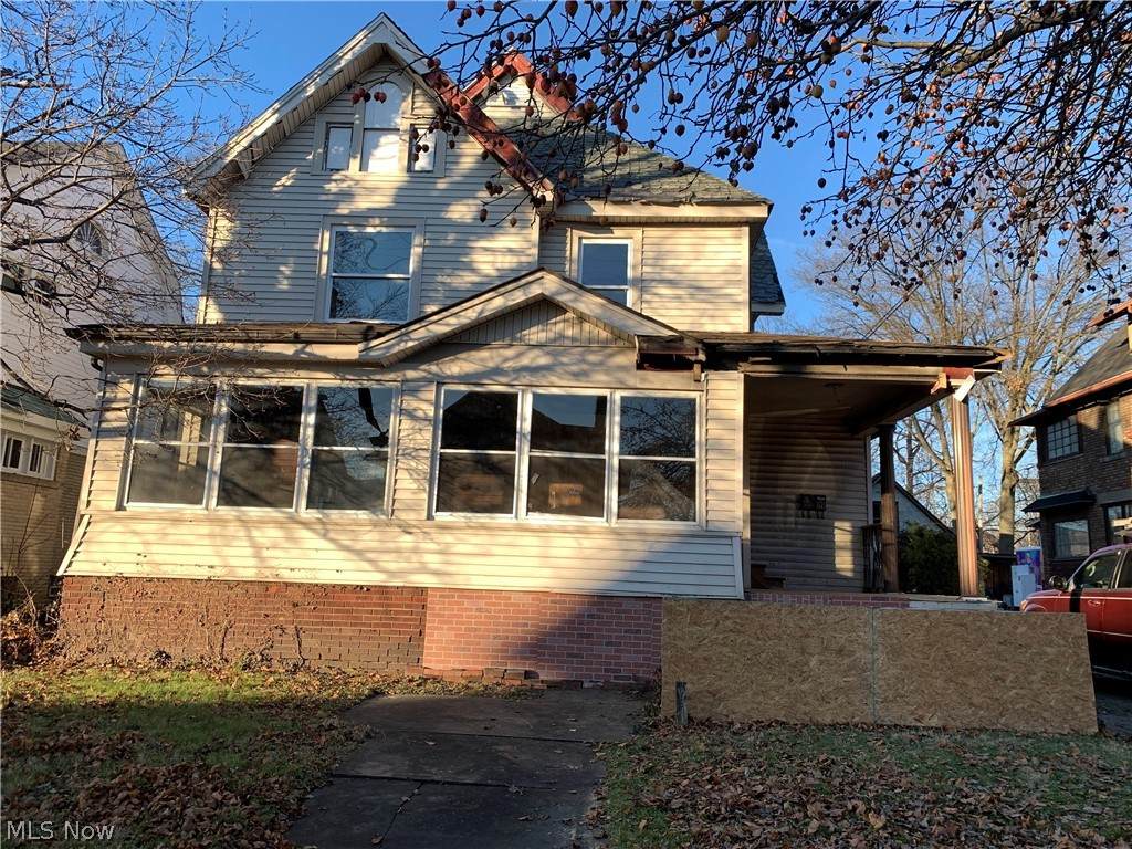 209 Porter Street - Photo 1