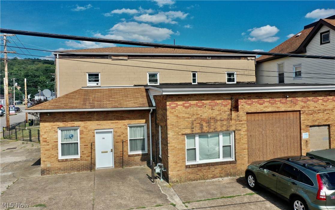 2116 Charles Street - Photo 1