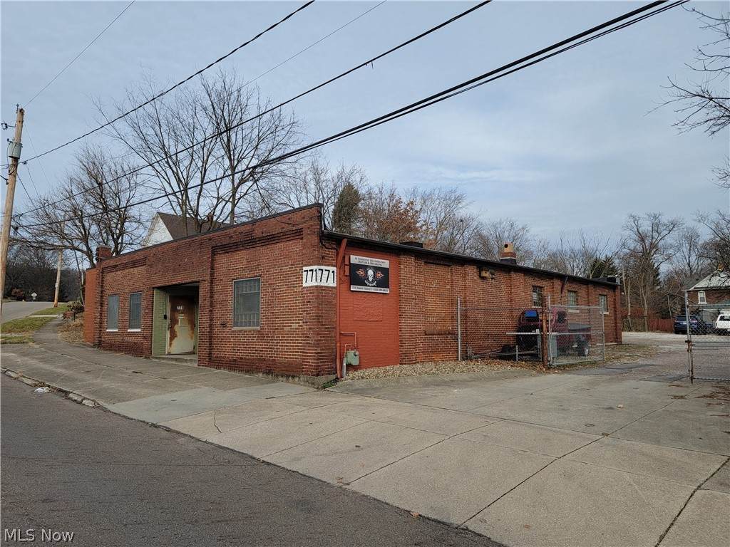 771 Moon Street - Photo 1