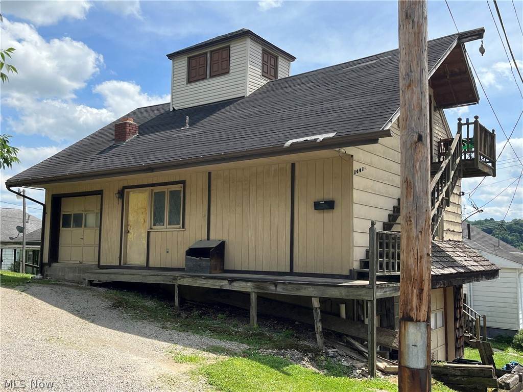 1401 Morton Avenue - Photo 1