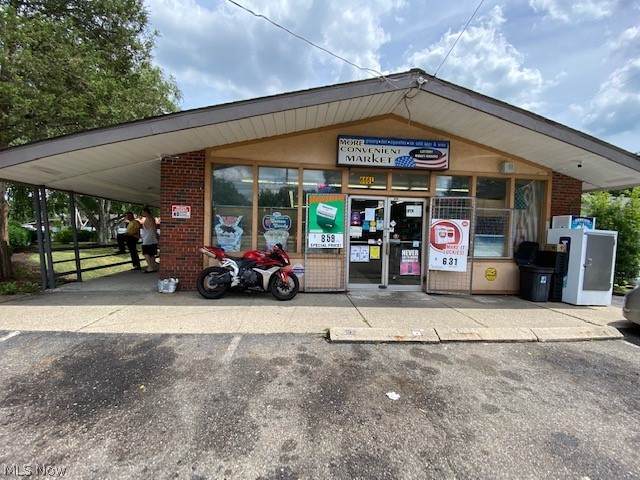 666 CARNEGIE AVE - Photo 1