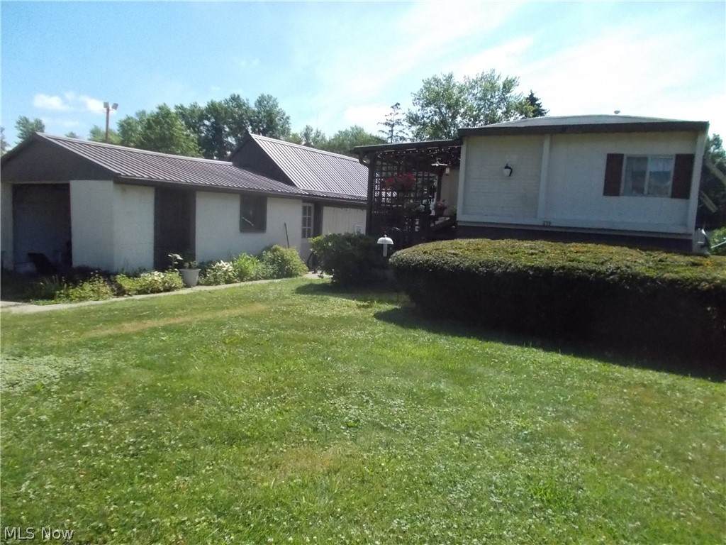 215 Stonecreek Road - Photo 1