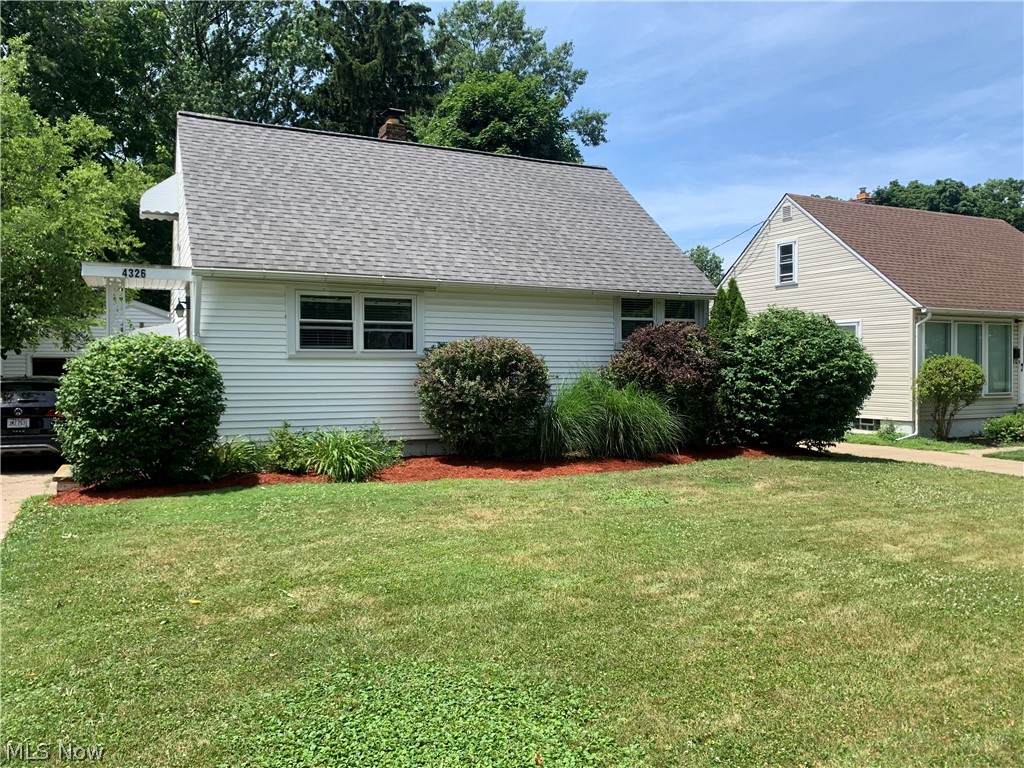 4326 187th Street - Photo 1