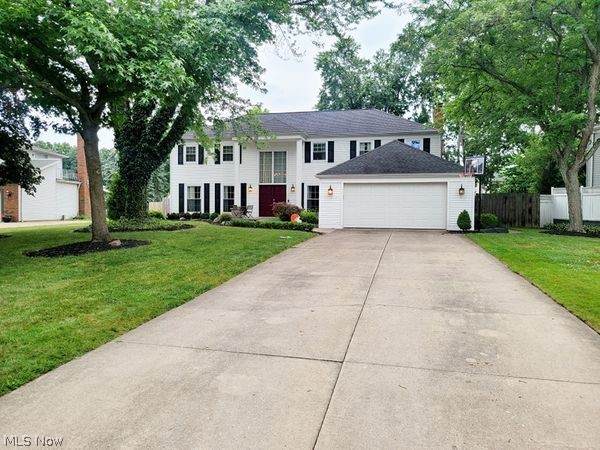17819 Fox Hollow Drive - Photo 1