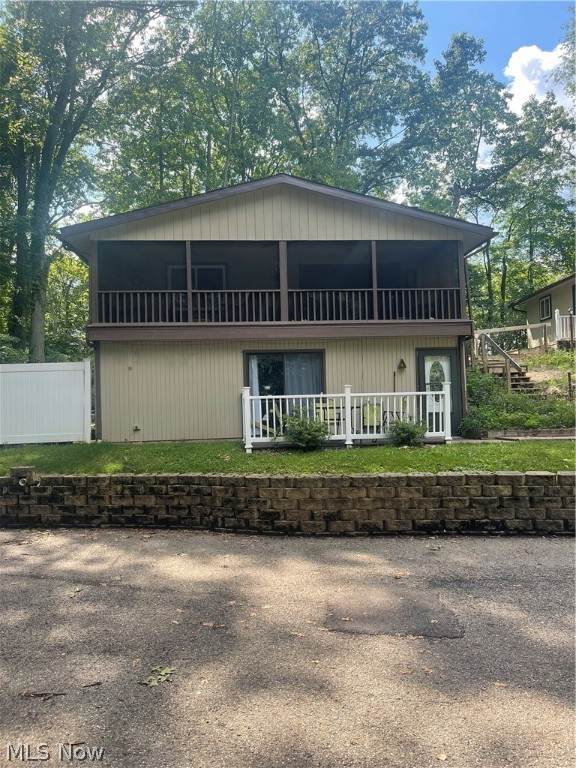 263 Woodlawn Avenue - Photo 1
