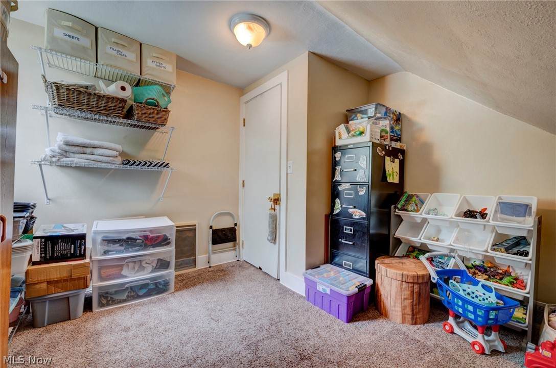274 Bon Air Avenue - Photo 1