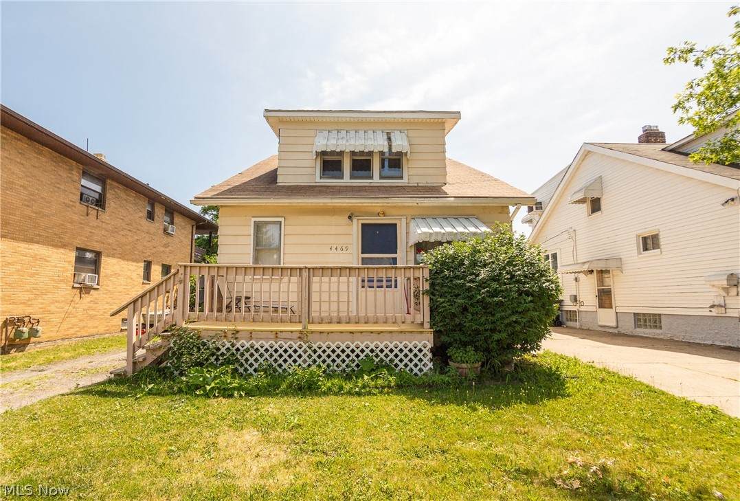 4469 148th Street - Photo 1