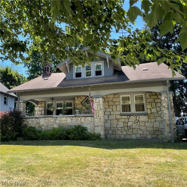 528 Sunset View Drive - Photo 1