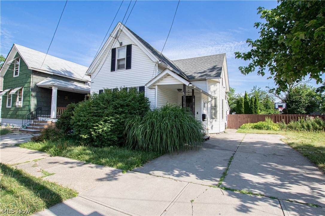 3544-3538 Storer Avenue - Photo 1