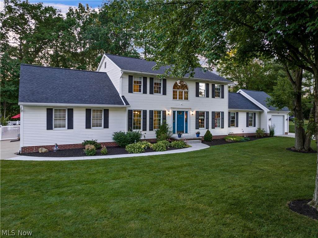 515 Bainbridge Street - Photo 1