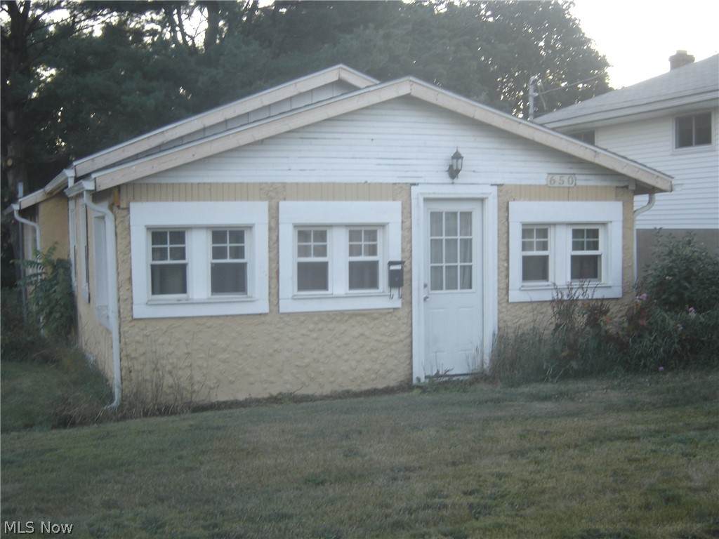 650 Stevenson Avenue - Photo 1