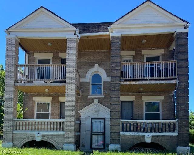 11408 Saint Clair Avenue - Photo 1