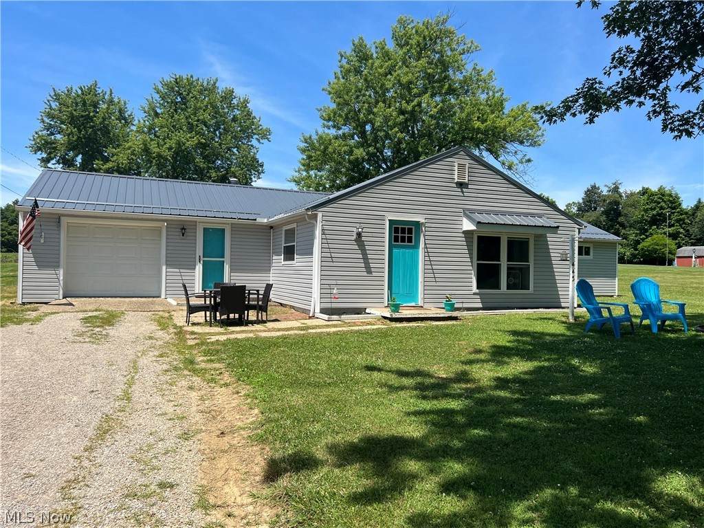 445 County Line Road - Photo 1