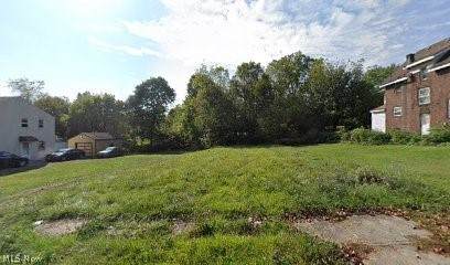 63 Saranac Avenue - Photo 1