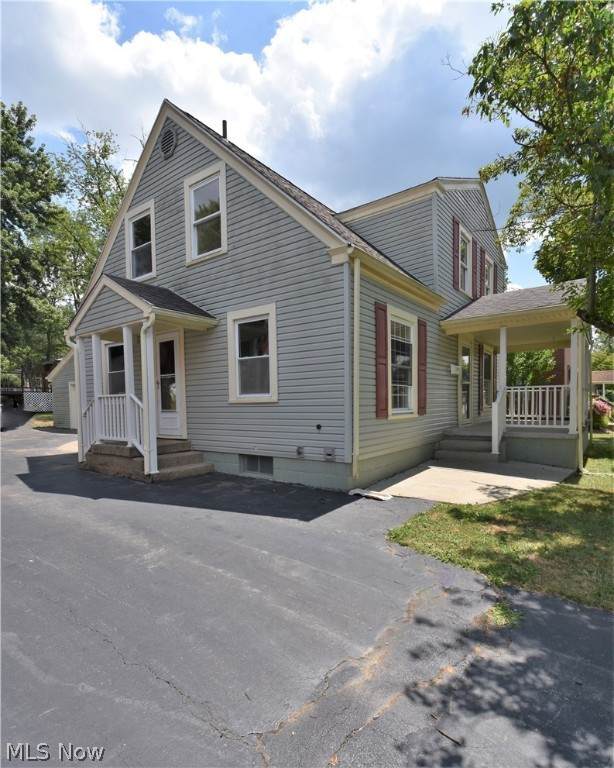 219 Princeton Avenue - Photo 1