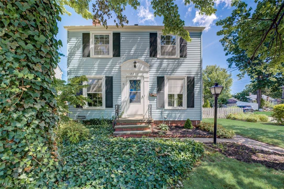 20710 Stanford Avenue - Photo 1