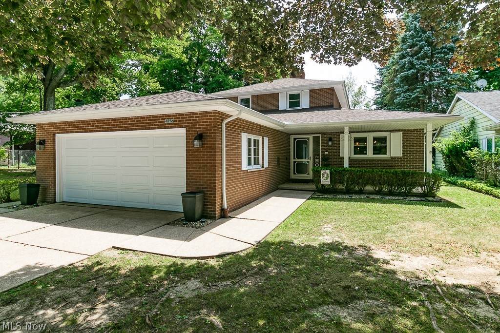 4858 Donald Avenue - Photo 1