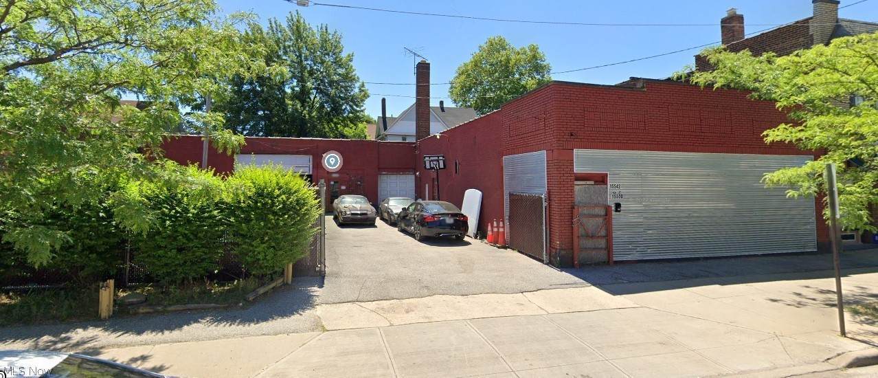 15542 Saint Clair Avenue - Photo 1