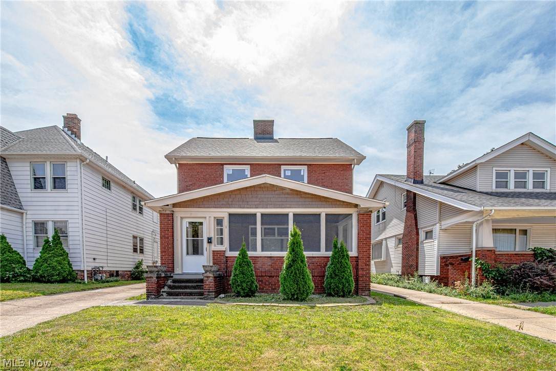 9516 Garfield Boulevard - Photo 1