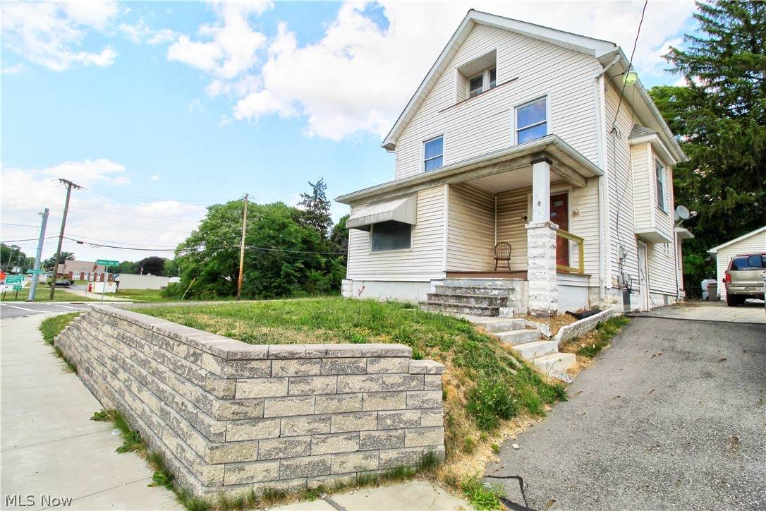 1409 Main Street - Photo 1