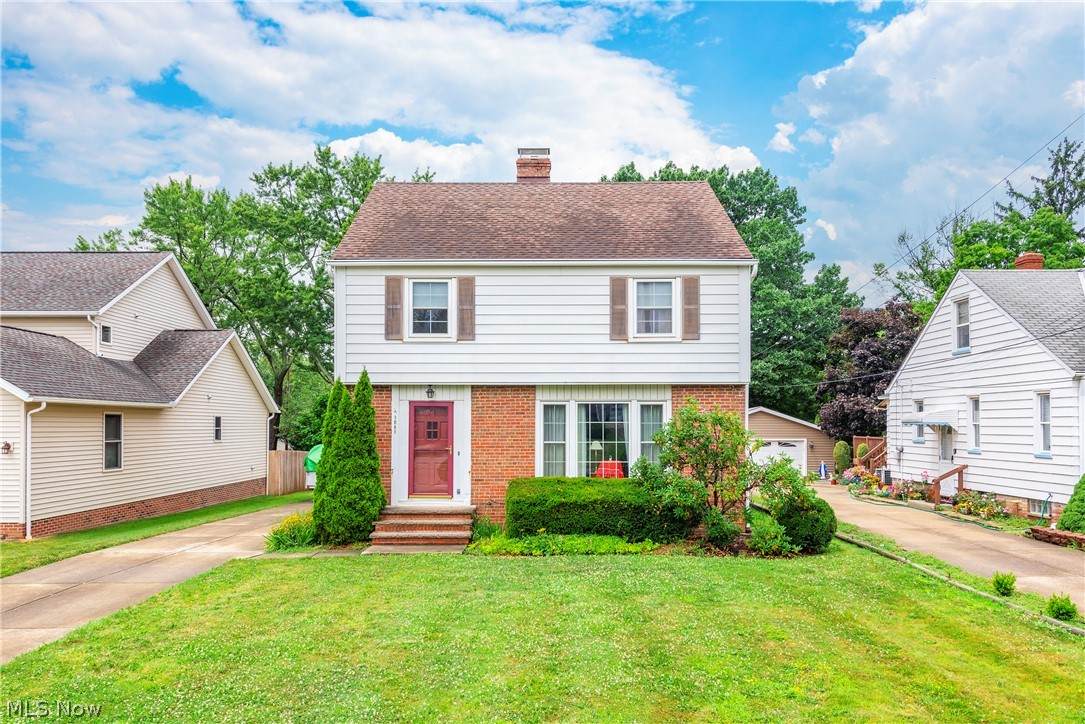 1436 Belrose Road - Photo 1