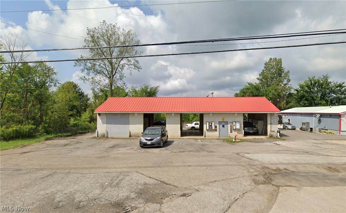 2384 Pearl Road - Photo 1