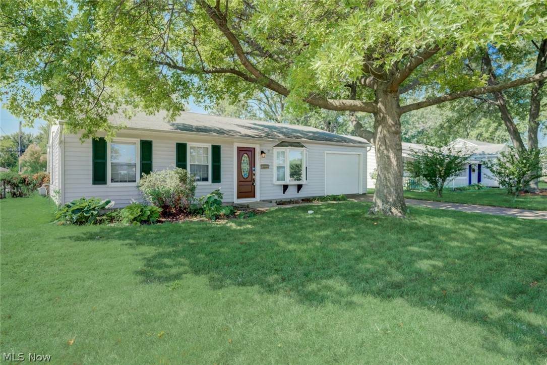 573 Keys Drive - Photo 1