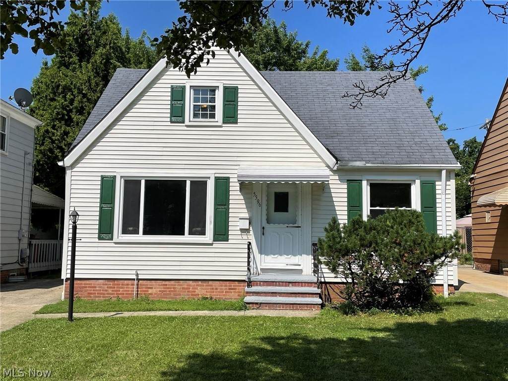 5596 South Boulevard - Photo 1