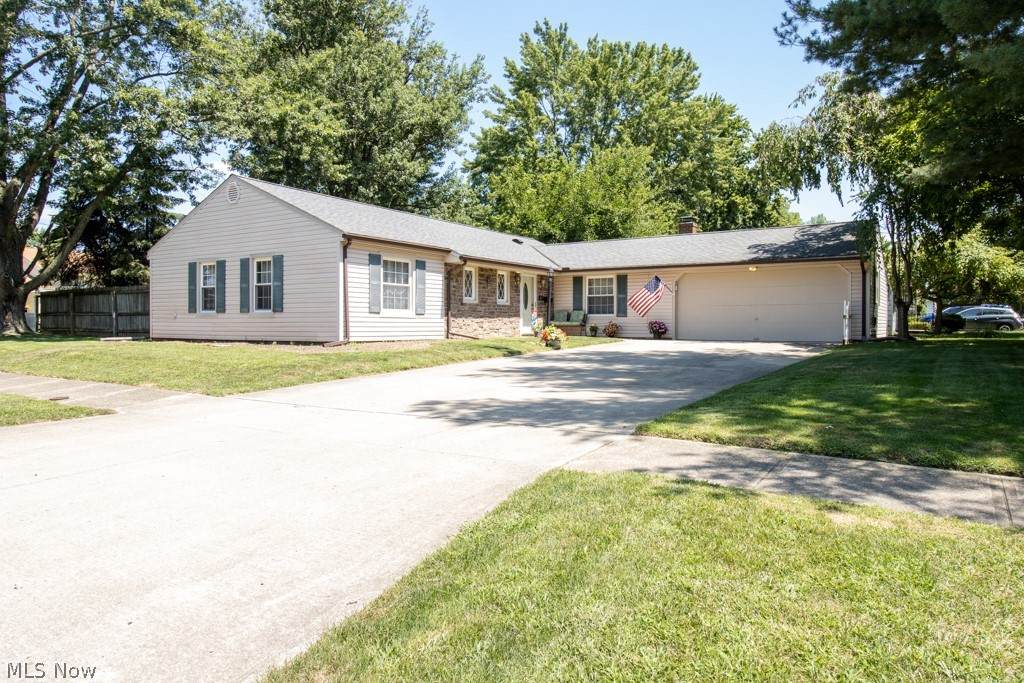 822 Hartford Drive - Photo 1