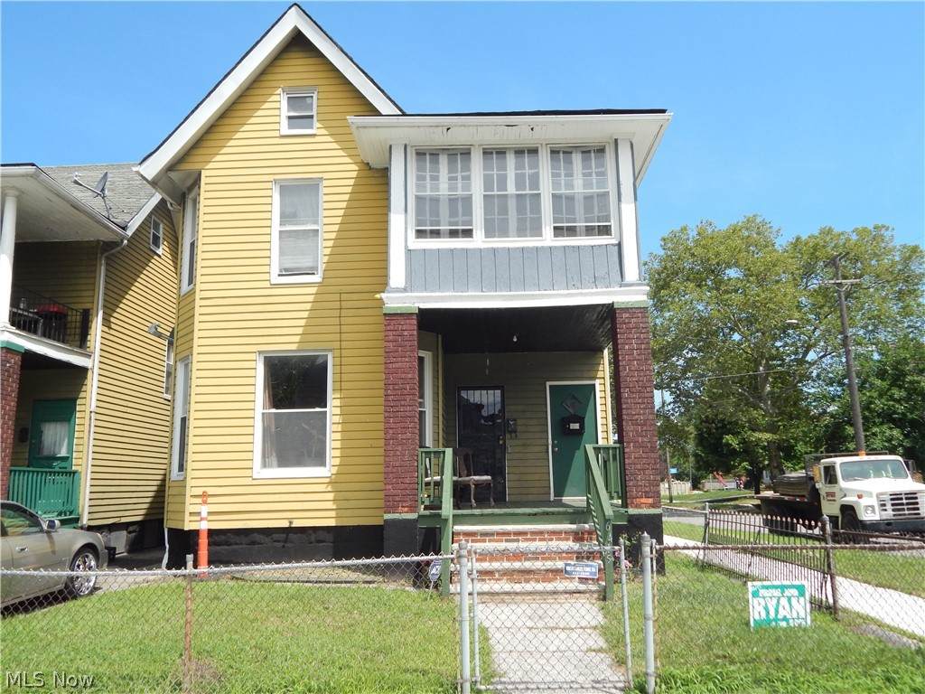 6409 Quimby Avenue - Photo 1
