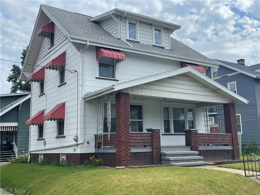 1137 17th Street - Photo 1