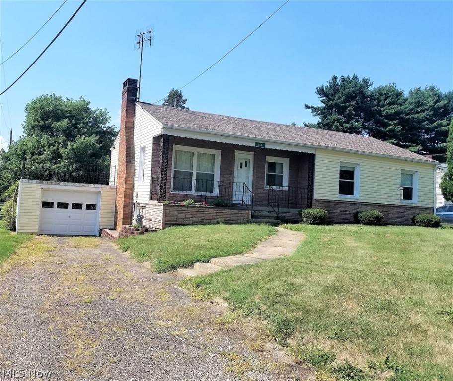 810 Main Street - Photo 1