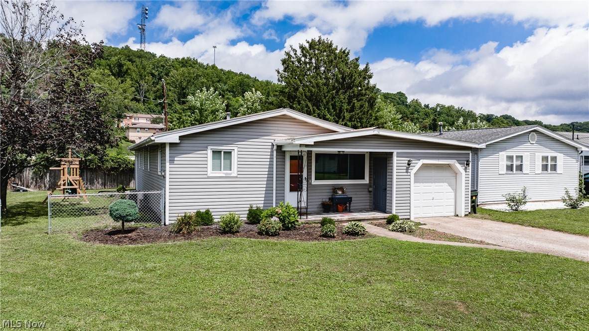 2212 Pride Avenue - Photo 1