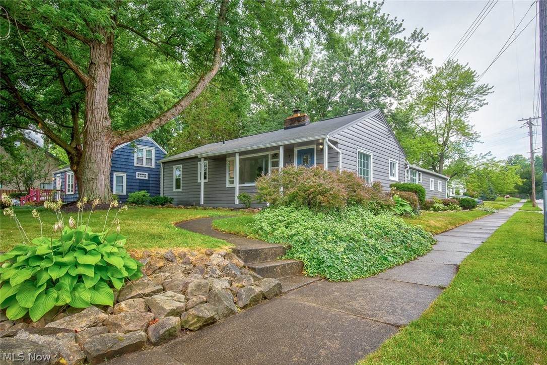 1403 Parkway Boulevard - Photo 1