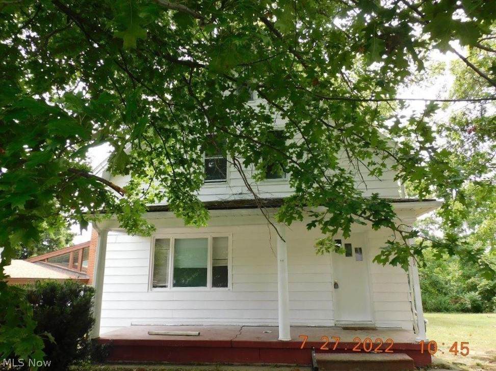 809 Spring Street - Photo 1