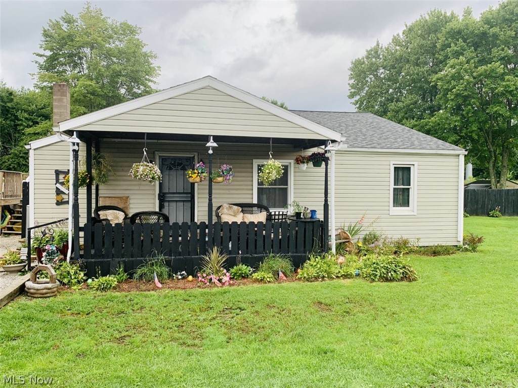 127 Lincoln Street - Photo 1