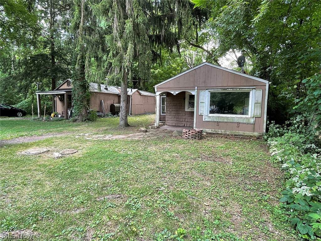 9033 Sunnydale Avenue - Photo 1