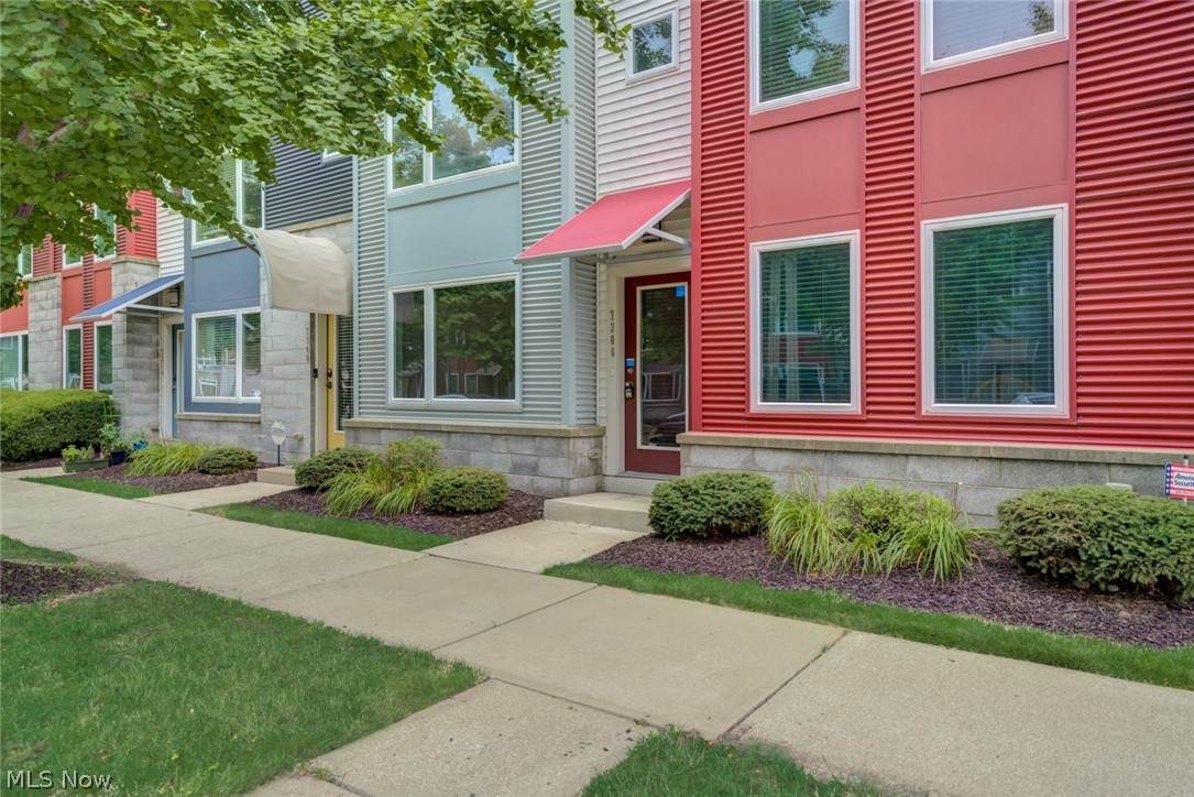 7306 Battery Park Boulevard - Photo 1
